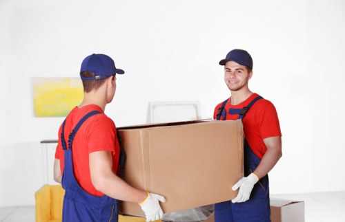 Local packing and unpacking support for Belgravia residents and businesses
